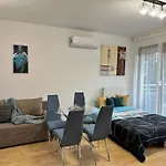 Διαμέρισμα Dorina Wellness *