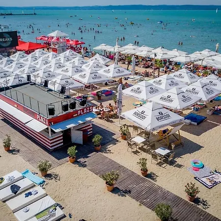 Dorina Wellness Apartman